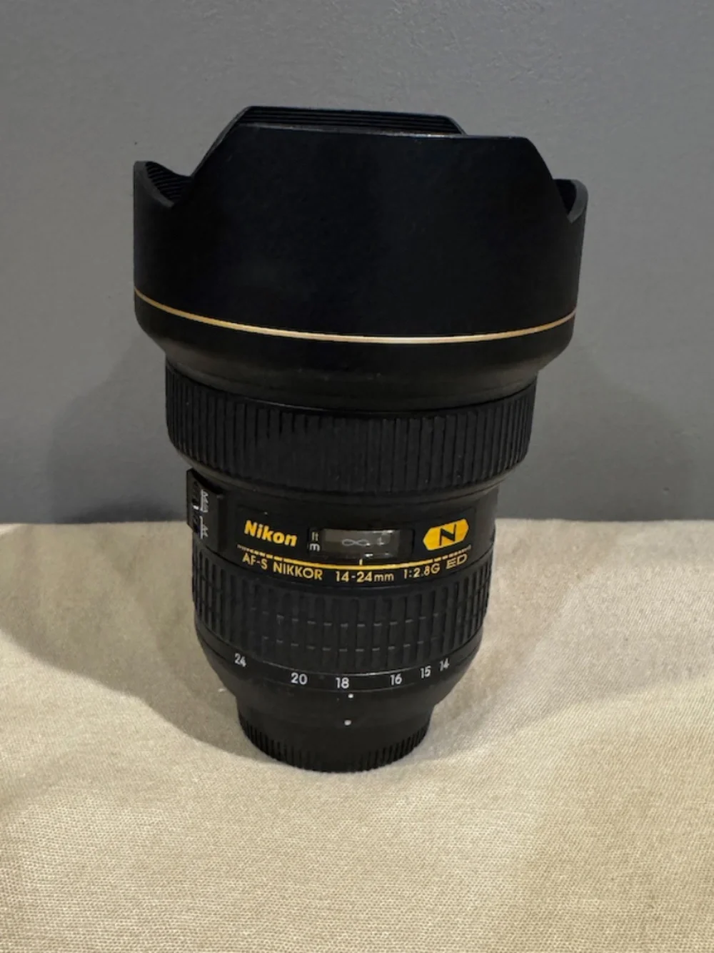 Nikon AF-S NIKKOR 14-24mm F/2.8G ED AF Lens Made in Japan